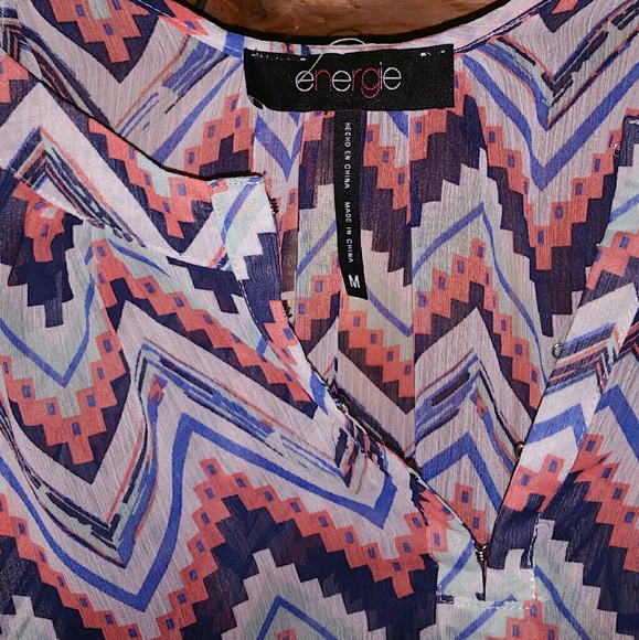 Chiffon off the shoulder blouse - Picture 3 of 3